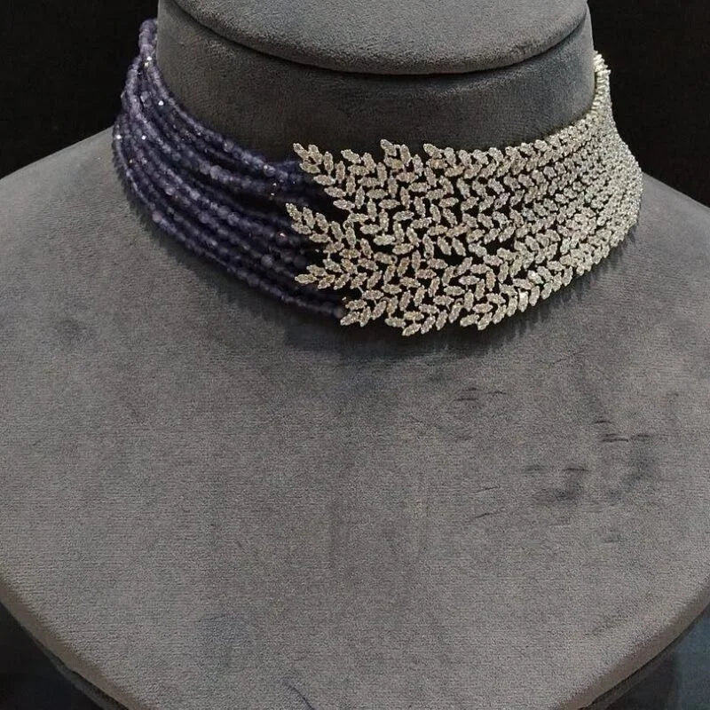 Cocktail swarswoki Style Choker Set