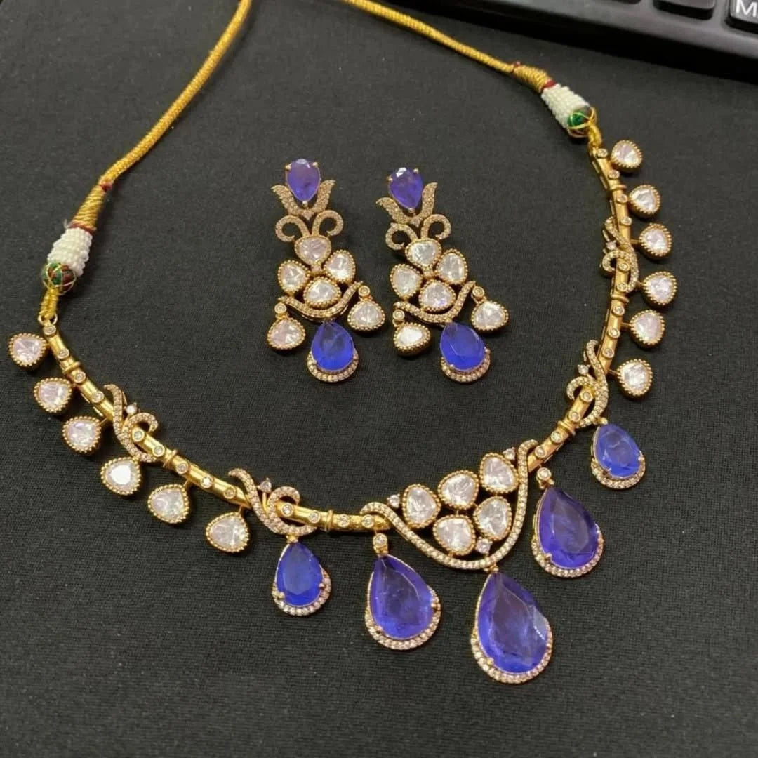 Aarohi Sabyasachi Polki Set – Luxury Moissanite Polki Necklace with Pearls